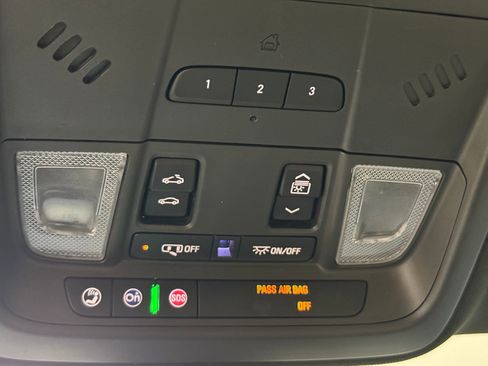 Used 2018 Cadillac XT5 Premium Luxury image 38