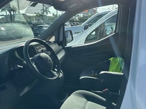 Used 2015 Nissan NV200 S FWD image 16