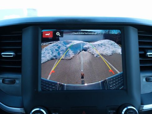 Used 2024 RAM 2500 Big Horn w/ Bed Utility Group image 20