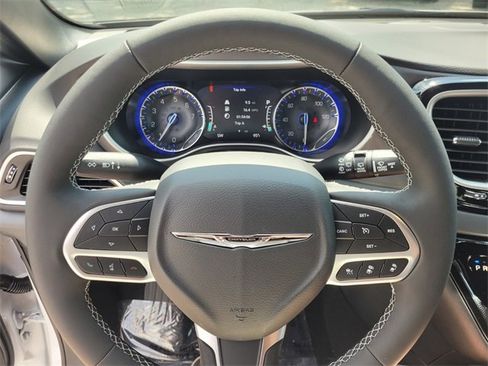 New 2026 Chrysler Voyager LX image 27