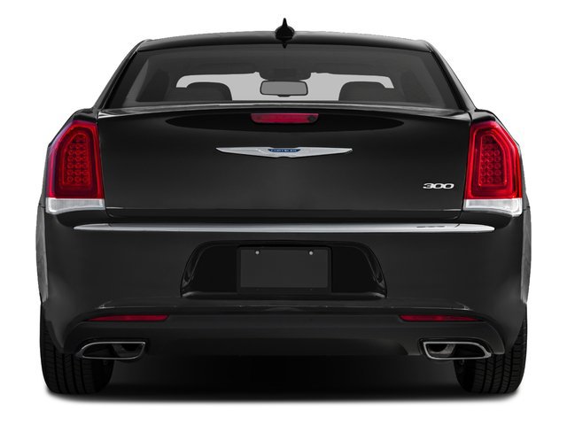 Used 2017 Chrysler 300 Limited w/ Value Package AWD/4WD image 8