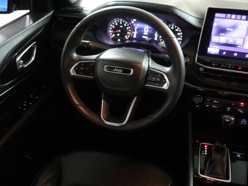 Used 2022 Jeep Compass Altitude image 16