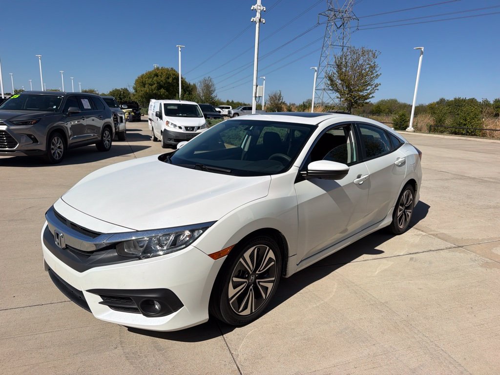 Used 2017 Honda Civic EX-T image 3