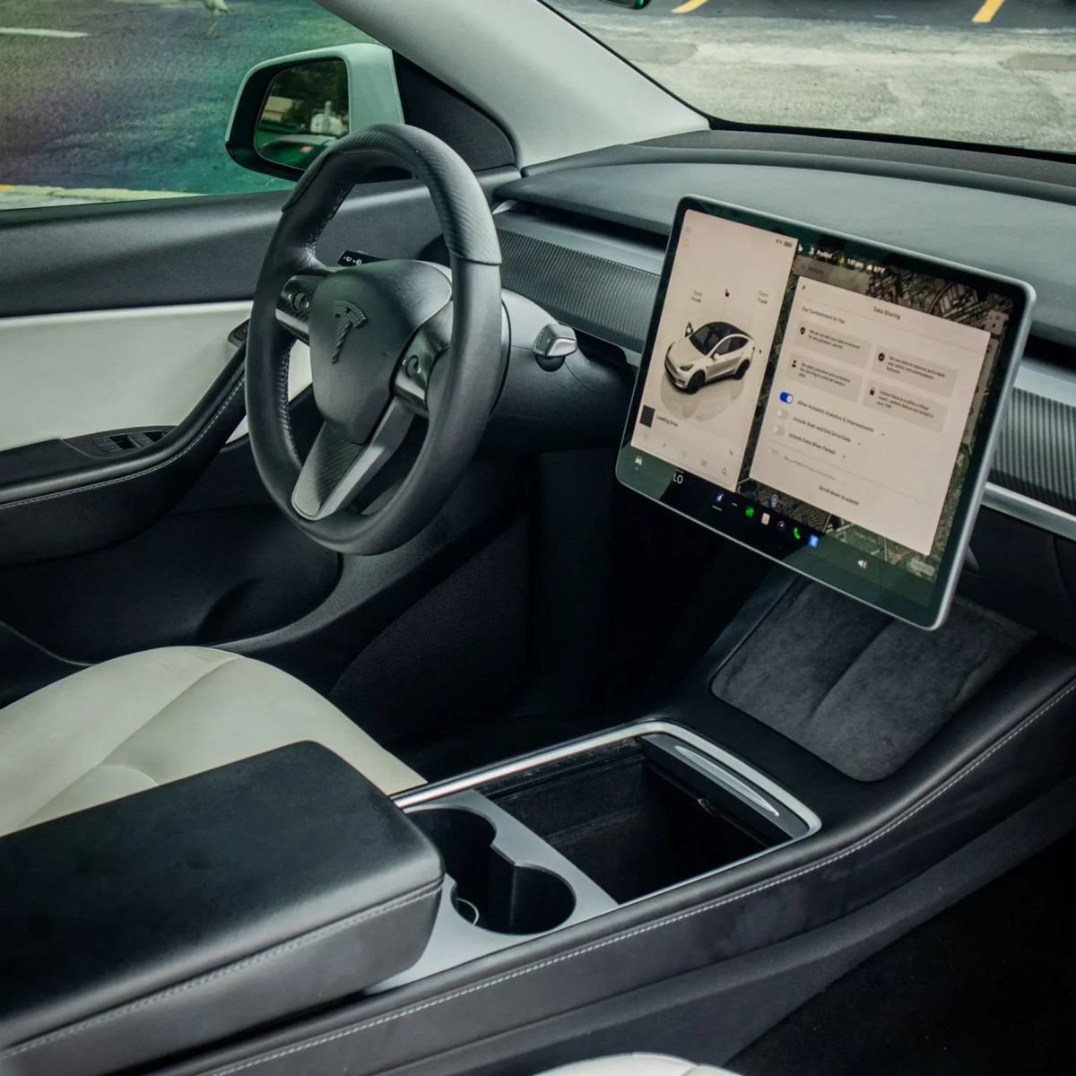 Used 2022 Tesla Model Y Performance AWD/4WD image 21