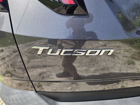 Used 2024 Hyundai Tucson Limited FWD image 9