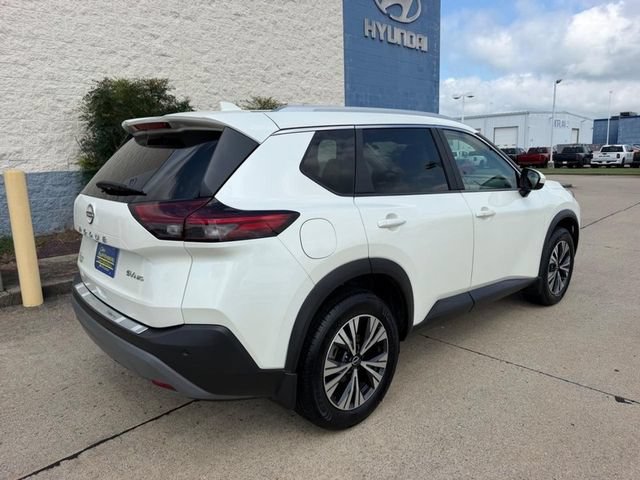Used 2023 Nissan Rogue SV w/ SV Premium B Package AWD/4WD image 3