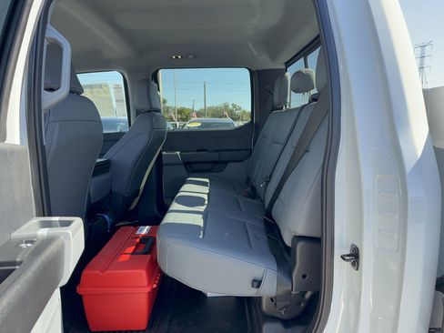 New 2026 Ford F350 XL w/ XL Chrome Package AWD/4WD image 15