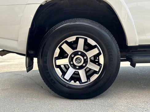 Used 2024 Toyota 4Runner TRD Off-Road image 14