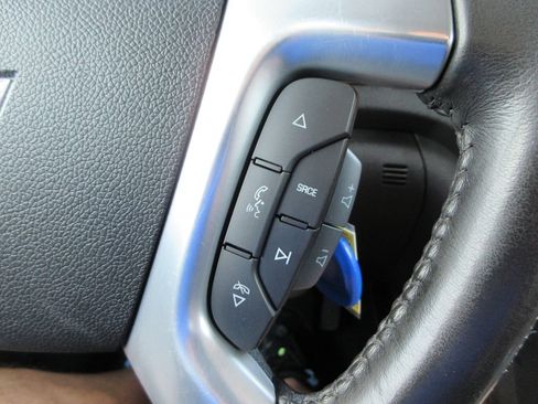 Used 2015 Chevrolet Traverse LT FWD image 27