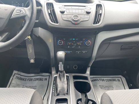 Used 2017 Ford Escape SE FWD image 23