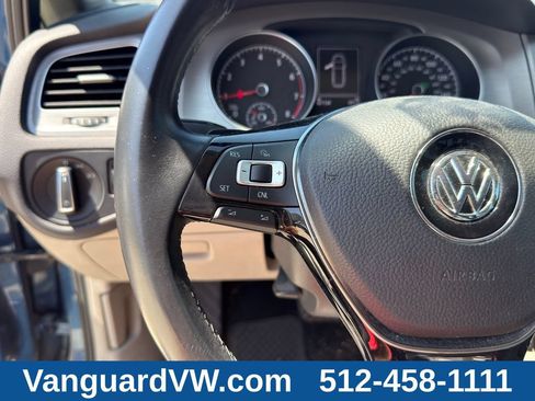 Used 2015 Volkswagen Golf S FWD image 17