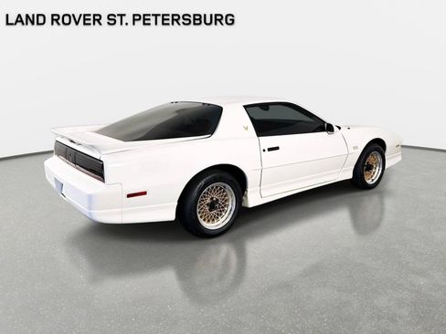 Used 1987 Pontiac Firebird Trans Am RWD image 5