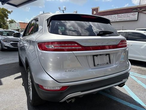 Used 2018 Lincoln MKC Reserve w/ Lincoln MKC Climate Package FWD image 9