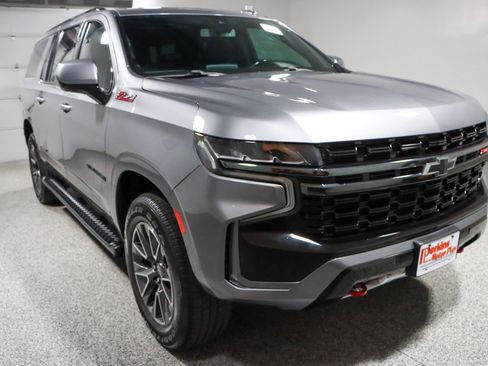 Used 2021 Chevrolet Suburban Z71 image 5
