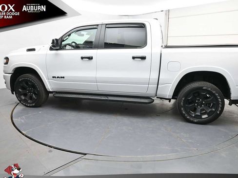 Used 2025 RAM 1500 Big Horn AWD/4WD image 17