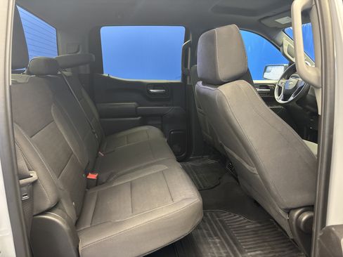 Used 2024 Chevrolet Silverado 1500 Custom image 23