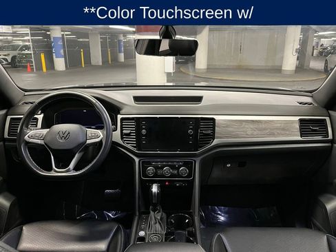 Certified 2022 Volkswagen Atlas Cross Sport SE image 7