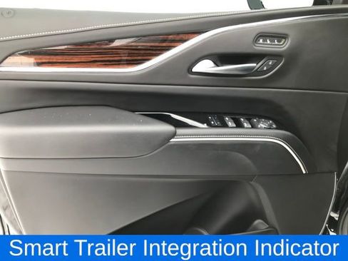 Used 2023 Cadillac Escalade Premium Luxury w/ Performance Package image 16