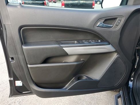 Used 2022 Chevrolet Colorado ZR2 w/ Colorado ZR2 Bison Edition image 16