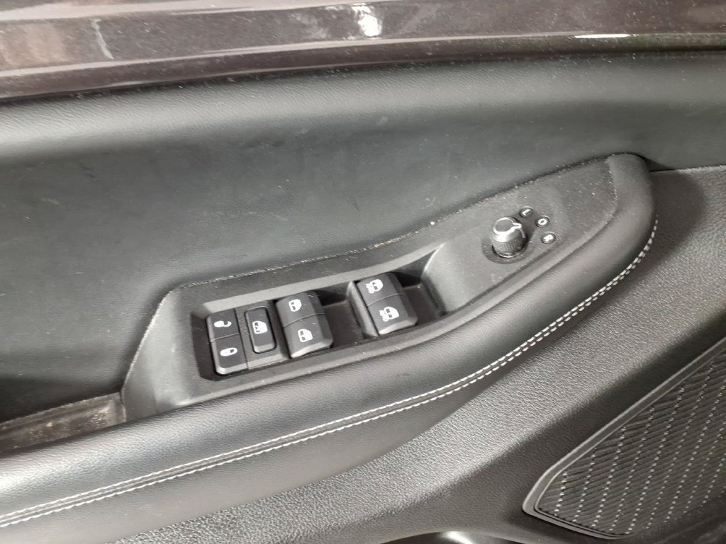 Used 2023 Jeep Grand Cherokee Altitude AWD/4WD image 15