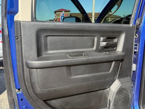 Used 2017 RAM 1500 Express AWD/4WD image 14
