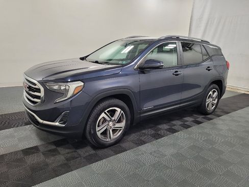 Used 2018 GMC Terrain SLT w/ Preferred Package AWD/4WD image 2