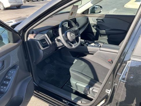 Certified 2023 Nissan Rogue S image 10