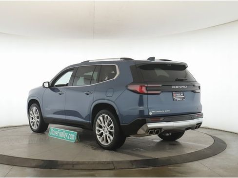 Used 2024 GMC Acadia Denali w/ Super Cruise Package image 8