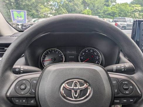 Certified 2020 Toyota RAV4 LE w/ All Weather Liner Package AWD/4WD image 24