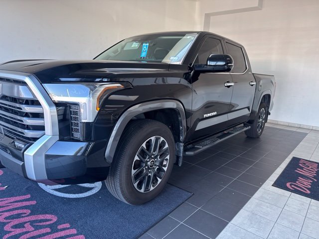 Used 2024 Toyota Tundra Limited w/ Power Package AWD/4WD image 4