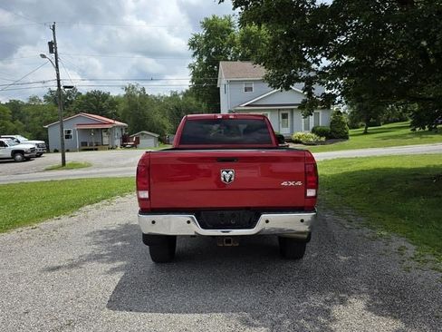 Used 2016 RAM 2500 Tradesman w/ Chrome Appearance Group AWD/4WD image 6
