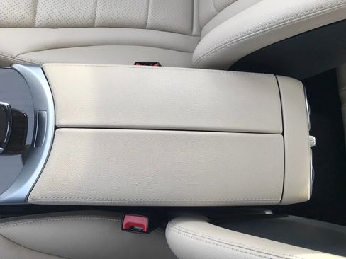 Used 2017 Mercedes-Benz C 300 4MATIC Sedan image 26