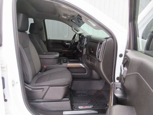 Used 2020 Chevrolet Silverado 1500 RST image 26