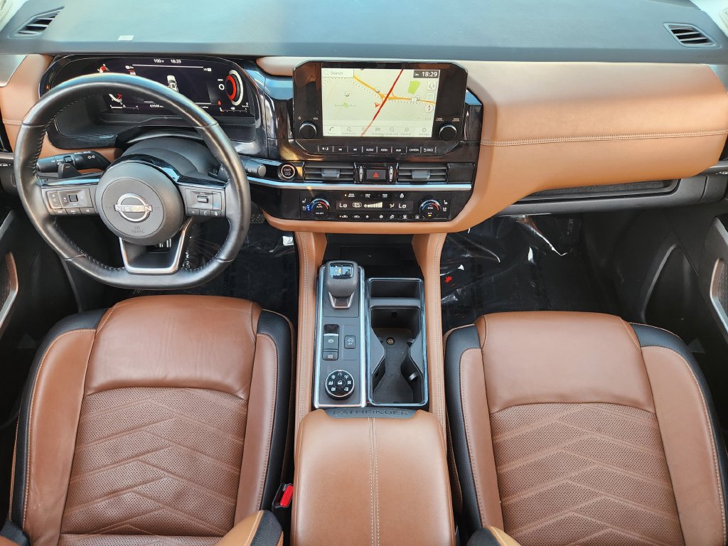 Used 2023 Nissan Pathfinder Platinum AWD/4WD image 25