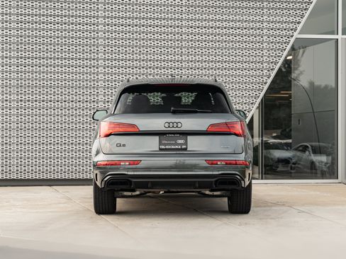 Certified 2024 Audi Q5 2.0T Premium AWD/4WD image 24