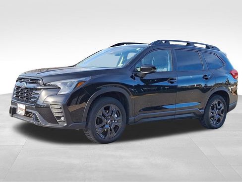 Certified 2025 Subaru Ascent Onyx Edition image 3