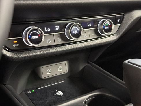 New 2026 Honda HR-V EX-L image 17