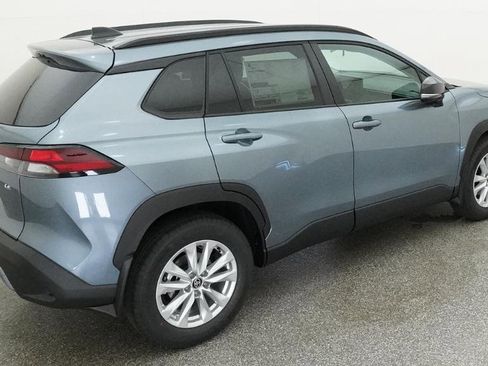 New 2026 Toyota Corolla Cross LE FWD image 8