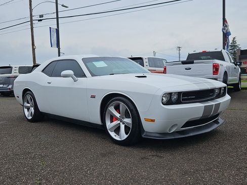 Used 2012 Dodge Challenger SRT8 w/ Premium Sound Group image 7