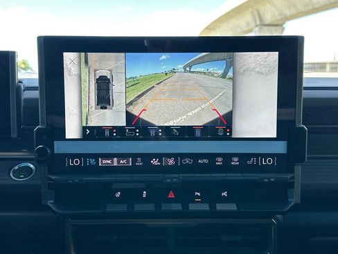 Used 2024 GMC Hummer EV 3X w/ LPO, Illumination Package AWD/4WD image 17
