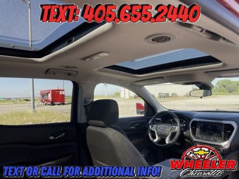 Used 2023 GMC Acadia SLE w/ Driver Convenience Package image 23