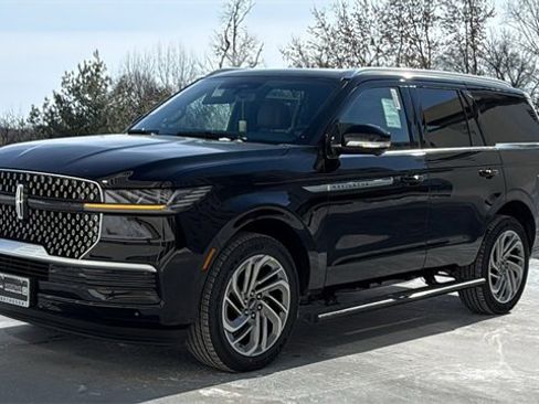 New 2026 Lincoln Navigator Reserve image 1
