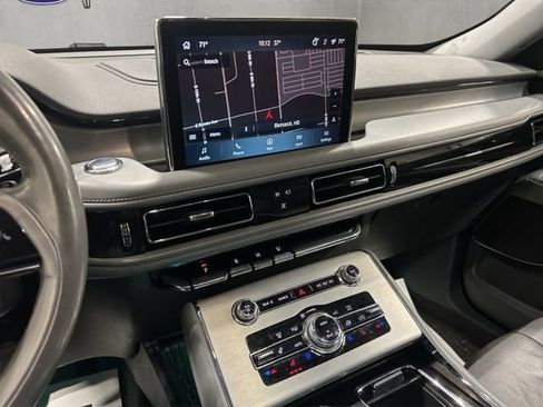 Used 2021 Lincoln Aviator Reserve w/ Elements Package Plus AWD/4WD image 16