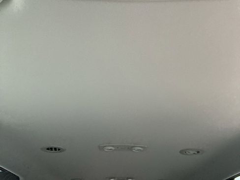 Used 2016 Chevrolet Traverse LT w/ Style and Technology Package image 22