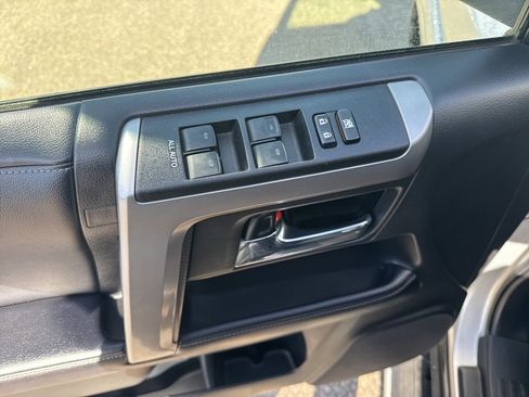 Certified 2020 Toyota 4Runner SR5 Premium image 18