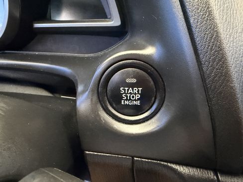 Used 2015 MAZDA MAZDA3 i Sport FWD image 17