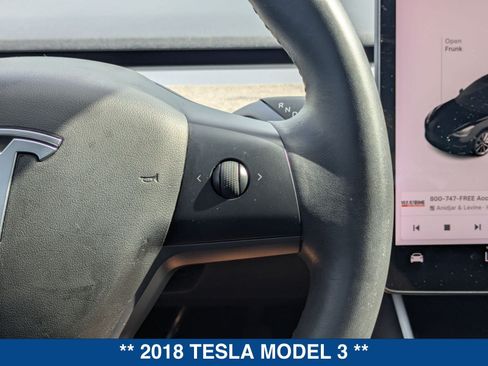 Used 2018 Tesla Model 3 Long Range RWD image 24