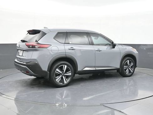 Used 2023 Nissan Rogue SL FWD image 16