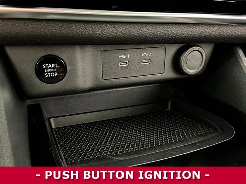 Used 2024 Nissan Rogue S image 15