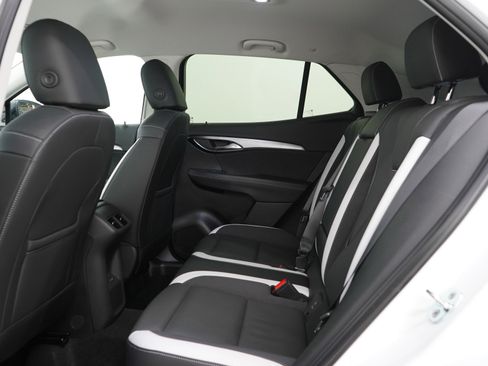 Used 2024 Buick Envision Sport Touring image 18